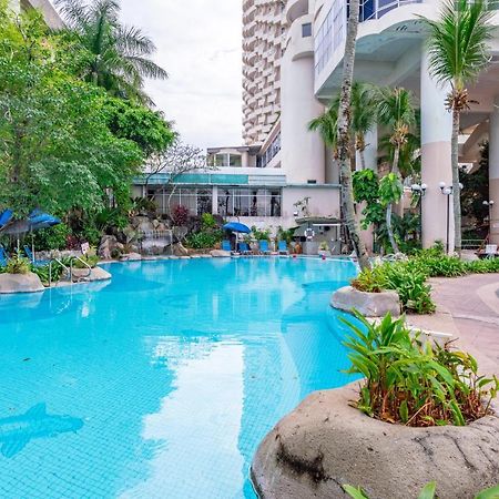 Seaview Deluxe Studio Couples Room S Танджунг Бунга Екстериор снимка