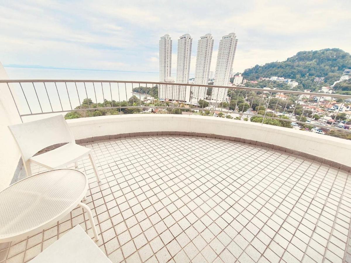 Seaview Deluxe Studio Couples Room S Танджунг Бунга Екстериор снимка