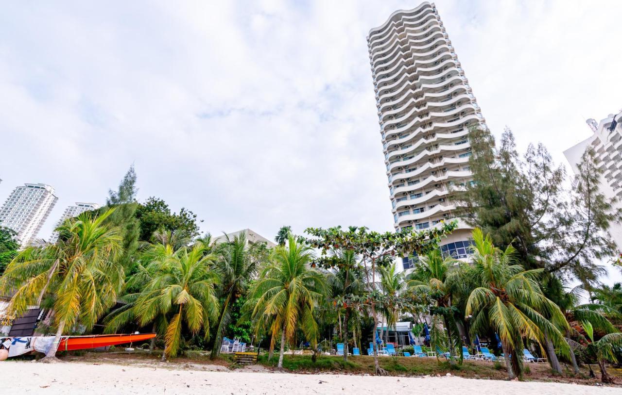 Seaview Deluxe Studio Couples Room S Танджунг Бунга Екстериор снимка