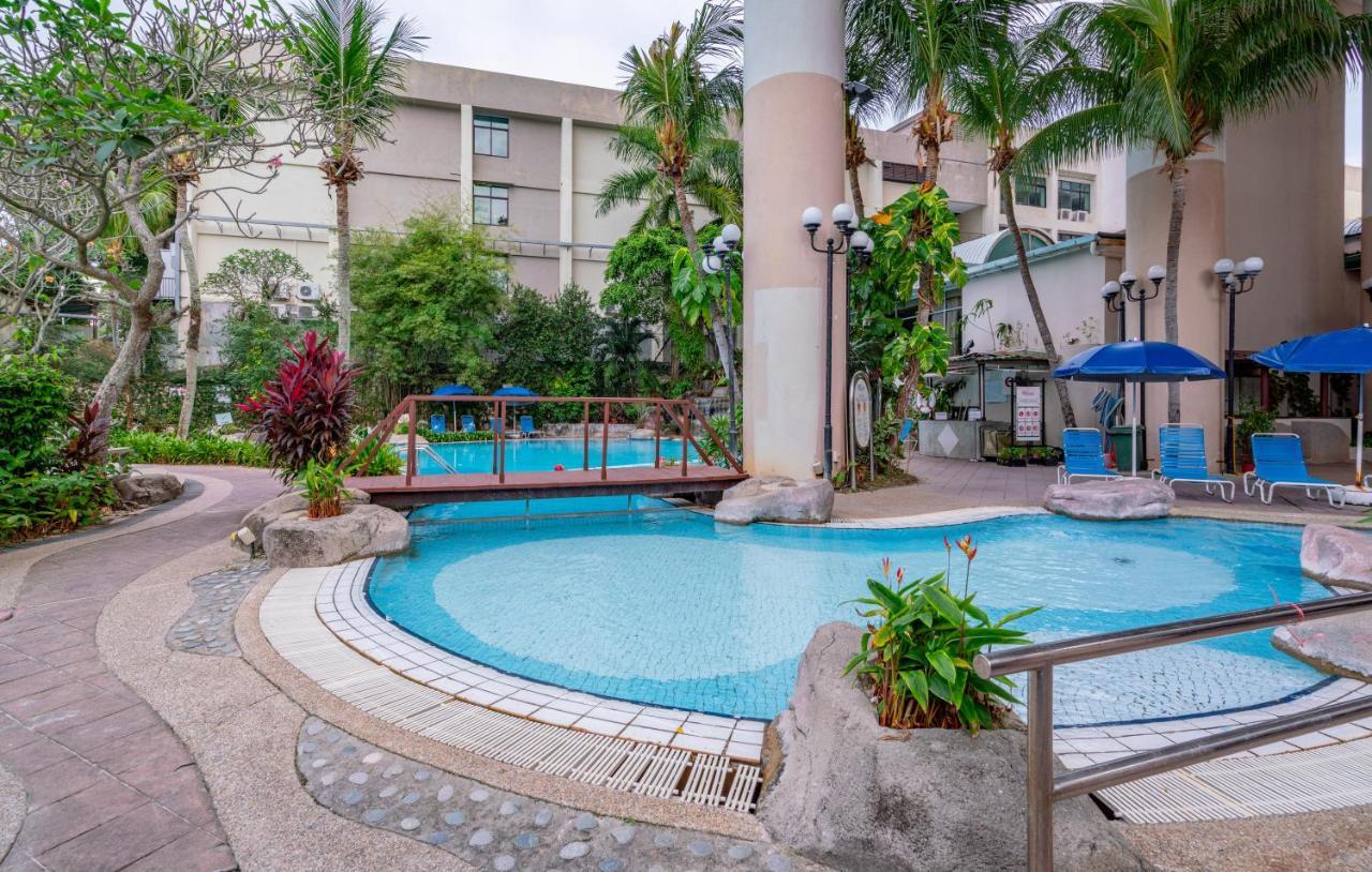 Seaview Deluxe Studio Couples Room S Танджунг Бунга Екстериор снимка